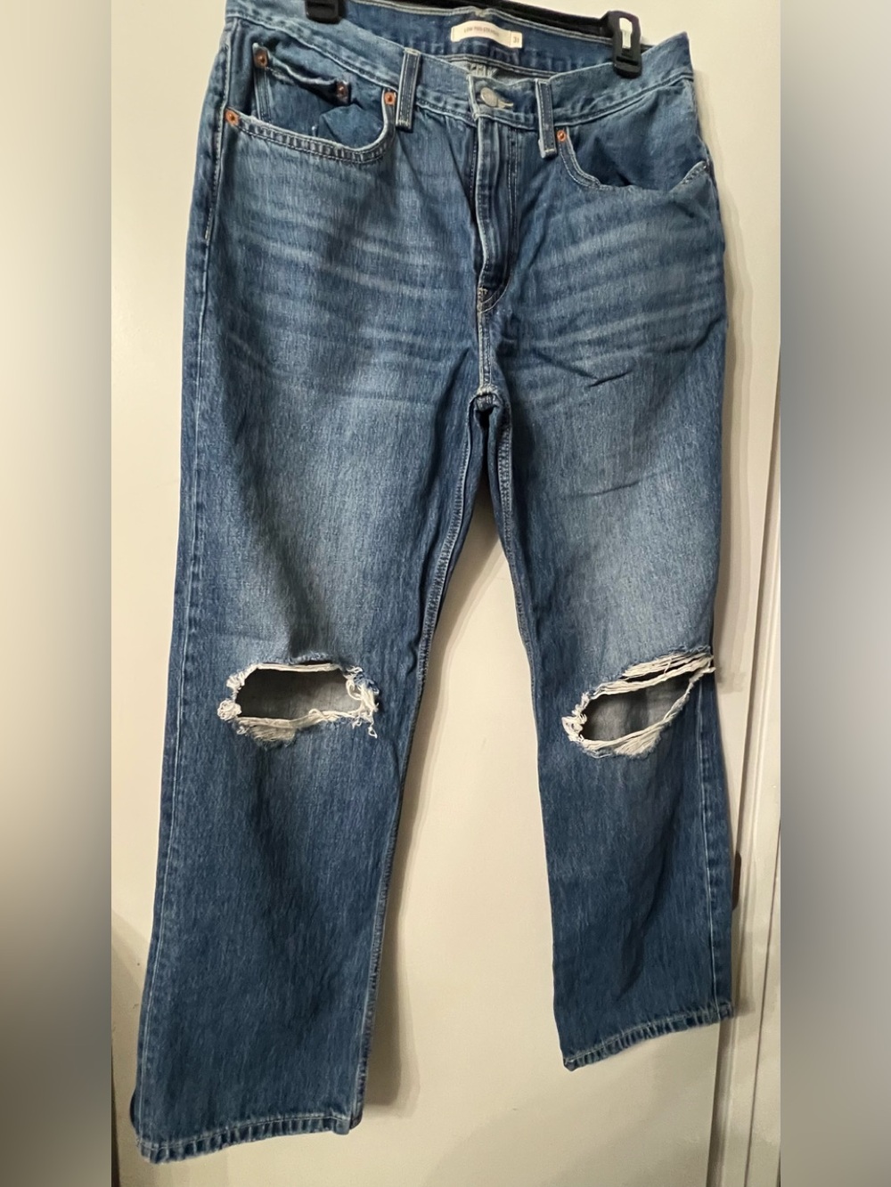 Levi's women’s Straight Jeans in Medium Blue Denim